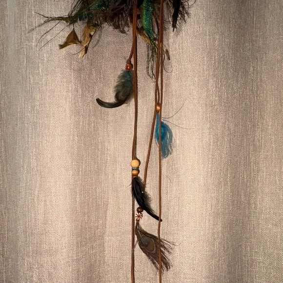 Gypsy Junque | Feather & Floral Headdresses | 3 Pieces - Picture 4 of 16